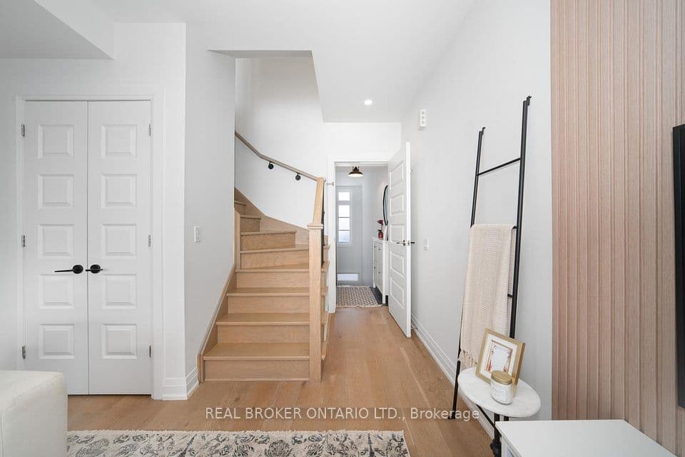 8167 Kipling Avenue 48, Vaughan, ON L4L 0G4 – photo 3
