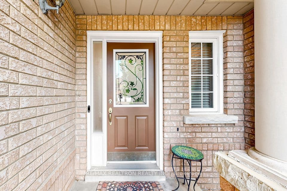 8A Casa Grande Street, Richmond Hill, ON L4S 1R5 – photo 3