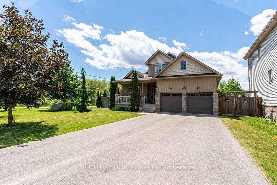 1660 Moyer Avenue, Innisfil, ON L9S 1S8 – main photo