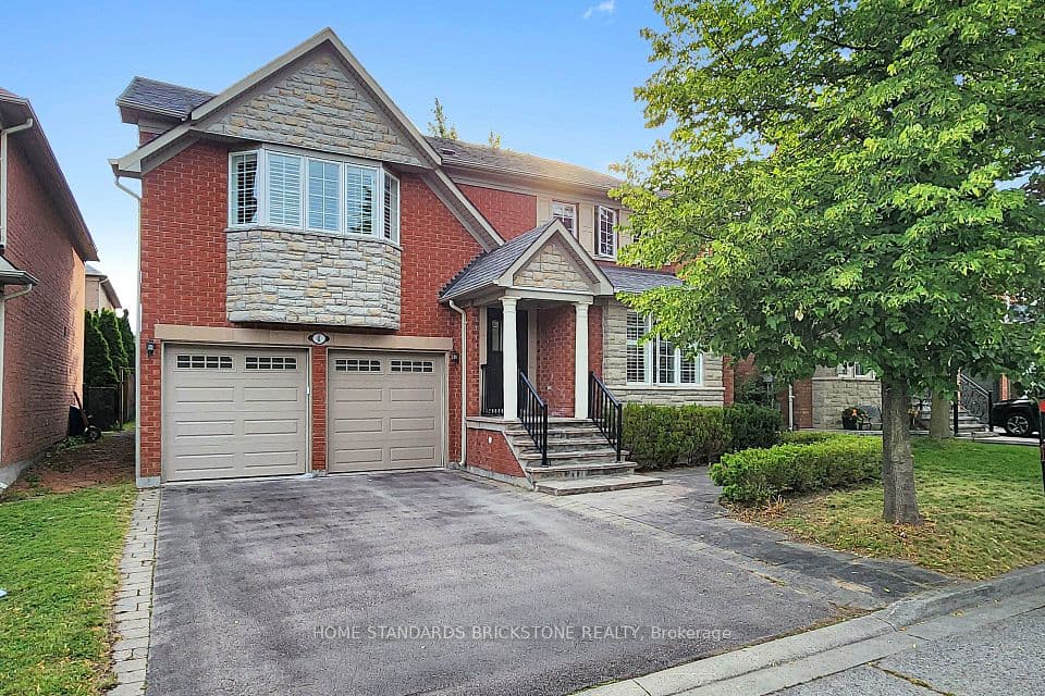 4 APOLLO Drive, Richmond Hill, ON L4E 4C2 – main photo