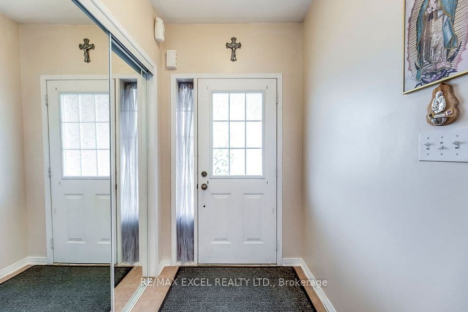 50 Casabel Drive, Vaughan, ON L6A 3L7 – photo 3
