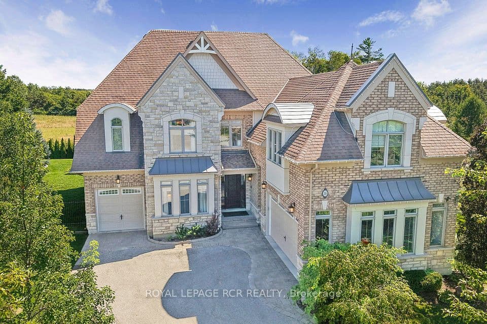 35 Somer Rumm Court, Whitchurch-Stouffville, ON L4A 1X8 – main photo