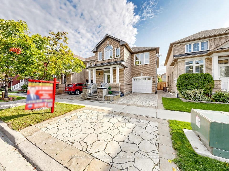 21 Russell Hill Road, Markham, ON L6C 2L8 – photo 2