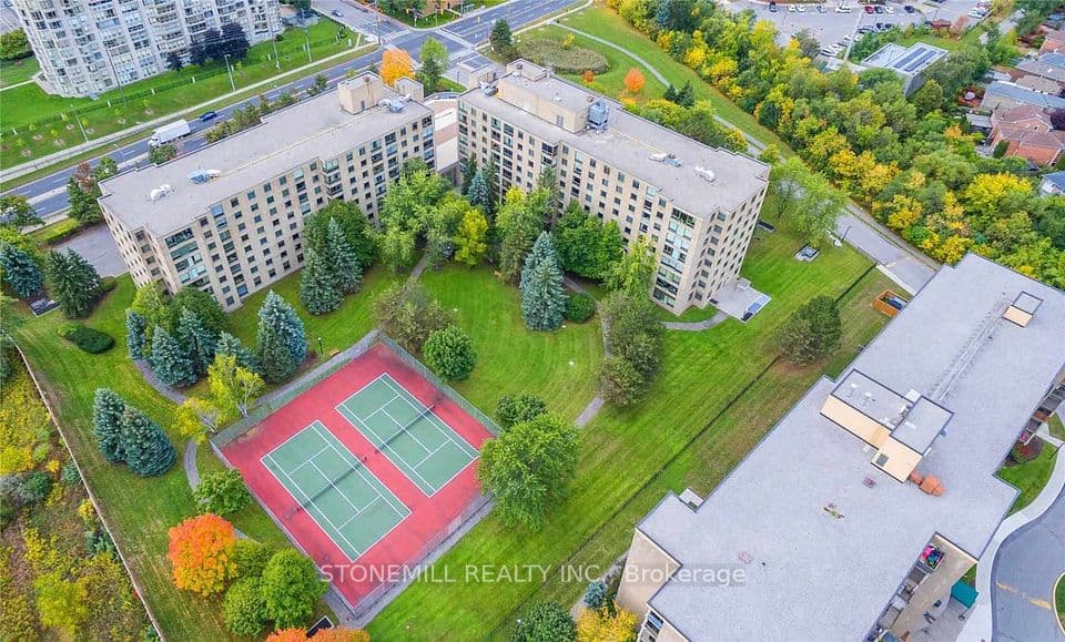 326 Major Mackenzie Drive E 814, Richmond Hill, ON L4C 8T4 – photo 2