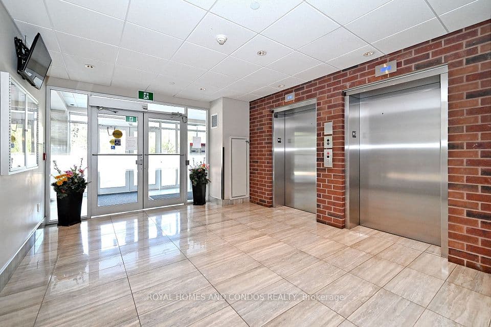 7768 Kennedy Road 203, Markham, ON L3R 5K1 – photo 3