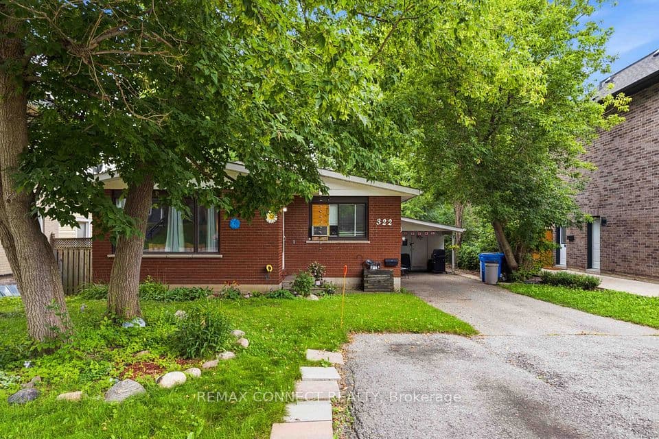 322 Andrew Street, Newmarket, ON L3Y 1H3 – main photo