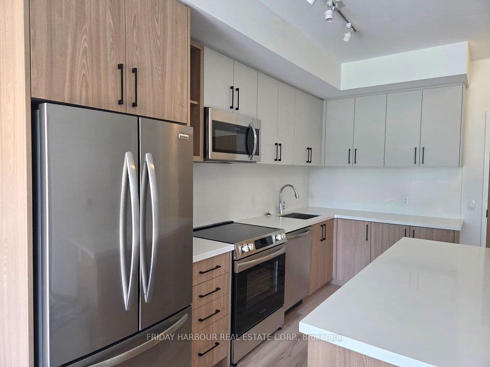 333 Sunseeker Avenue 205, Innisfil, ON L9S 0J7 – photo 2