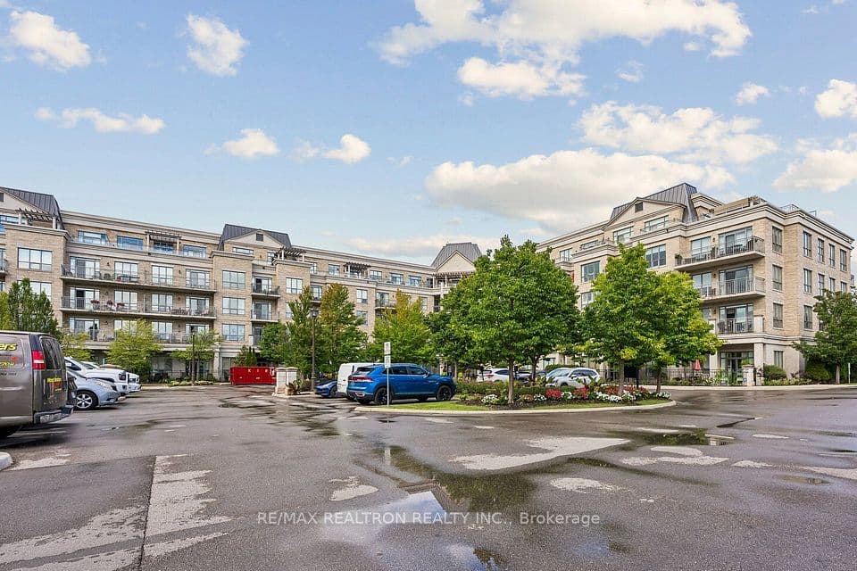 180 John Way W 304, Aurora, ON L4G 0R3 – photo 3