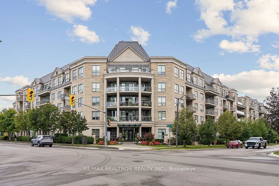 180 John Way W 304, Aurora, ON L4G 0R3 – photo 2