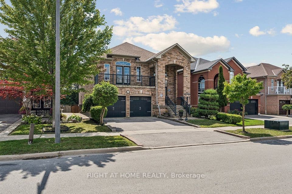 251 Sonoma Boulevard, Vaughan, ON L4H 1R5 – photo 2