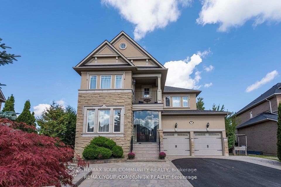 35 Vandervoort Drive, Richmond Hill, ON L4E 0C7 – photo 3