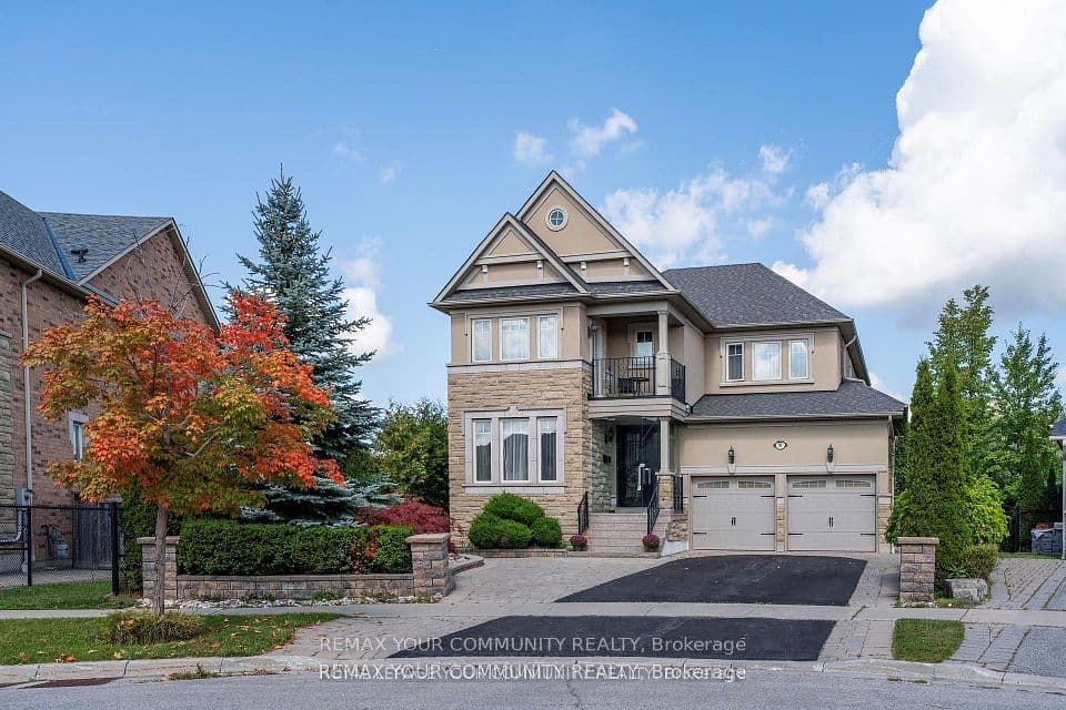 35 Vandervoort Drive, Richmond Hill, ON L4E 0C7 – photo 2