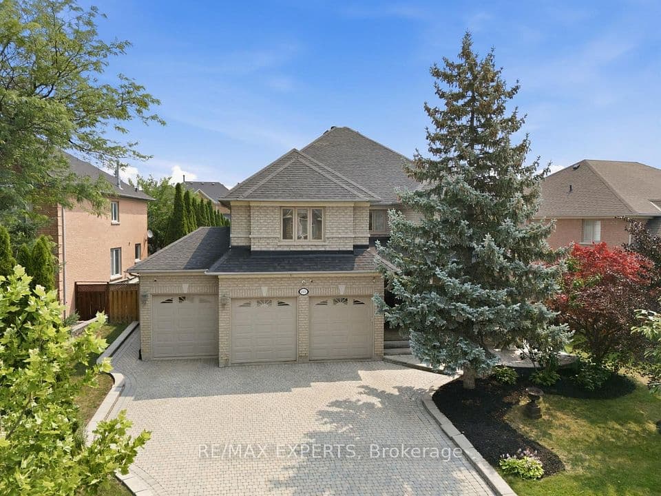 215 Velmar Drive, Vaughan, ON L4L 8K3 – main photo