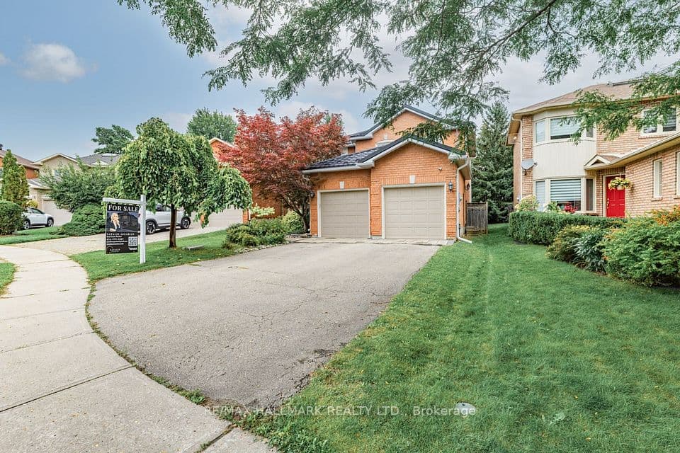 851 Hilton Boulevard, Newmarket, ON L3X 2H7 – photo 2