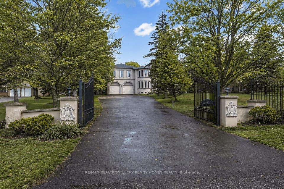 35 Cachet Parkway, Markham, ON L6C 1C5 – main photo