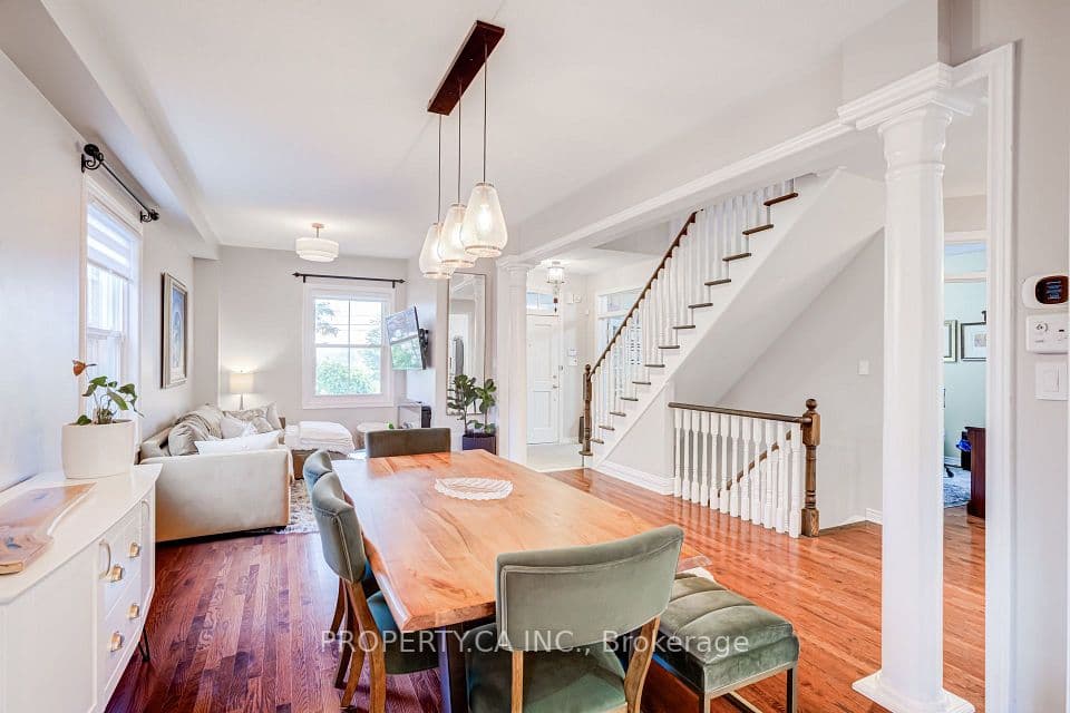 33 Betony Drive, Richmond Hill, ON L4E 0V6 – main photo