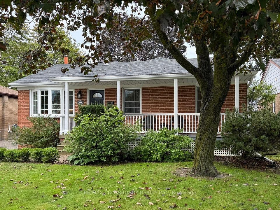 432 Paliser Crescent N, Richmond Hill, ON L4C 1R6 – photo 3