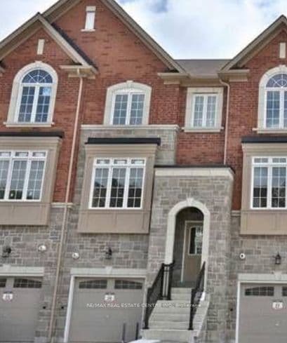 211 Appleton Court, Newmarket, ON L3Y 0B8 – main photo