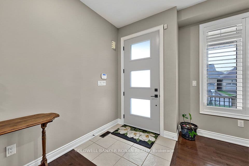 190 Strachan Trail, New Tecumseth, ON L0G 1A0 – photo 3