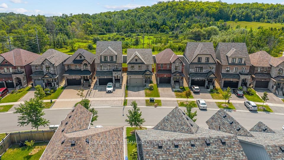 99 Walker Boulevard, New Tecumseth, ON L9R 1A5 – photo 3