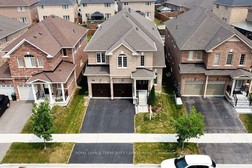 124 Milby Crescent, Bradford West Gwillimbury, ON L3Z 0X8 – photo 2