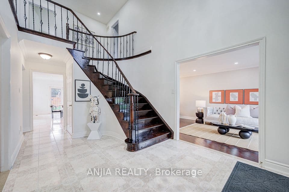 4 Townley Avenue, Markham, ON L3S 1C9 – photo 3