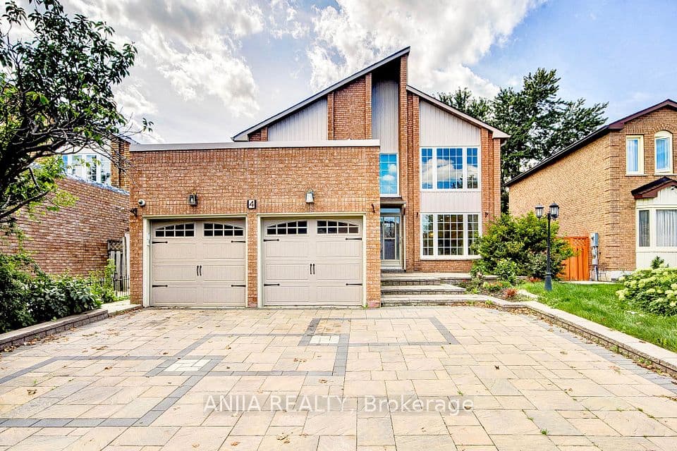 4 Townley Avenue, Markham, ON L3S 1C9 – main photo