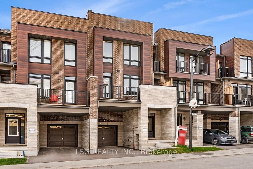 153 Blick Crescent, Aurora, ON L4G 7B6 – main photo