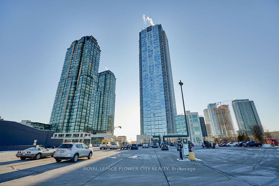 2908 Highway 7 Road 325, Vaughan, ON L4K 0K5 – main photo