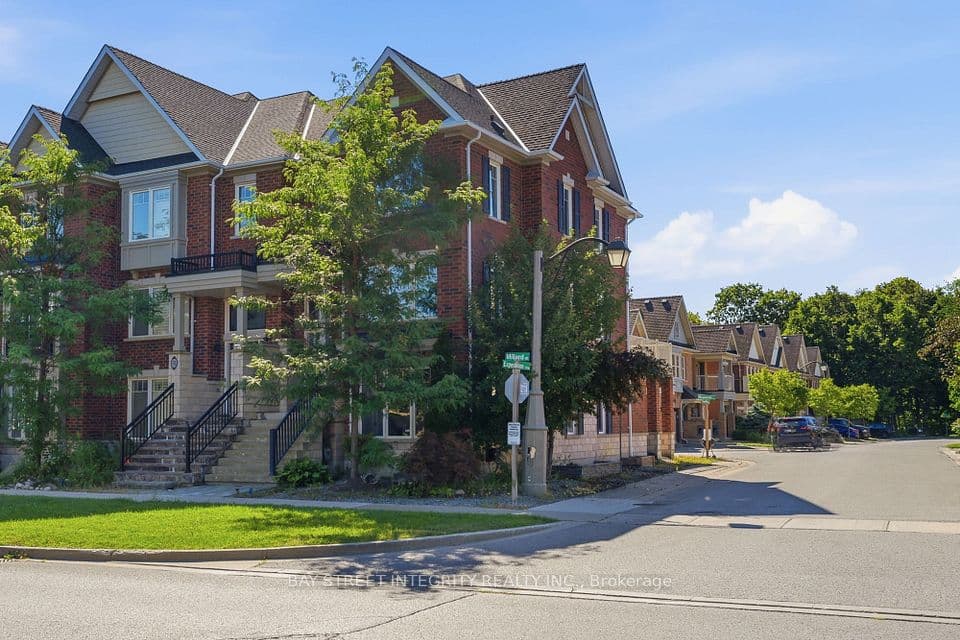 980 Millard Street, Whitchurch-Stouffville, ON L4A 0T2 – photo 3