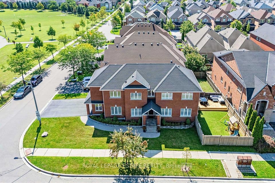 180 Jack Pine Road, Vaughan, ON L6A 0L8 – photo 3