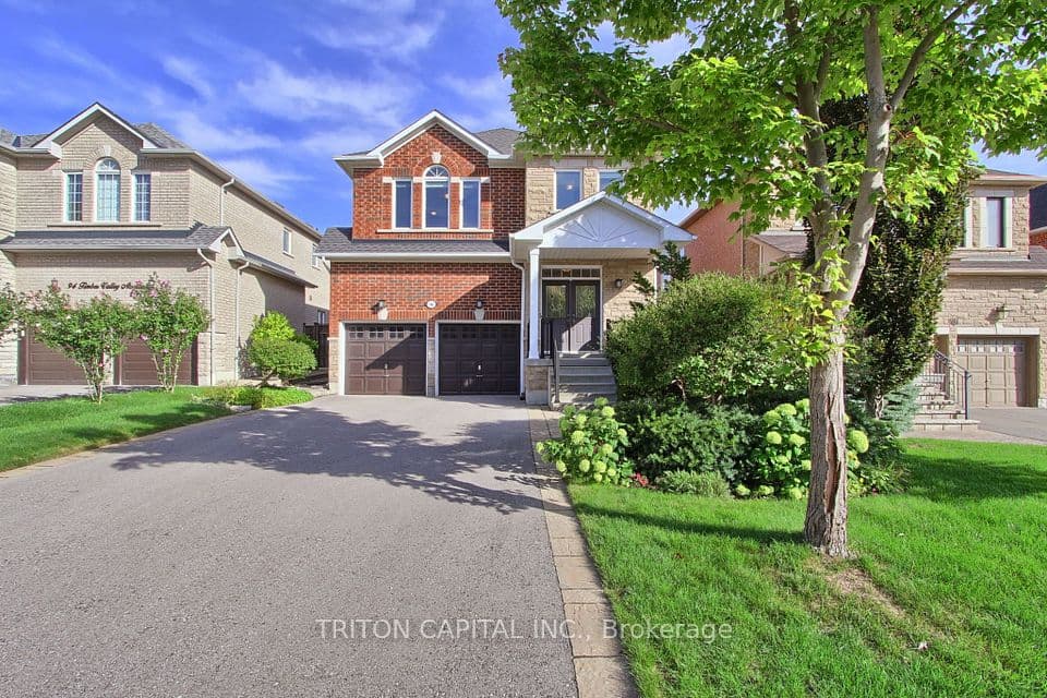 96 Timber Valley Avenue, Richmond Hill, ON L4E 4Z9 – photo 2