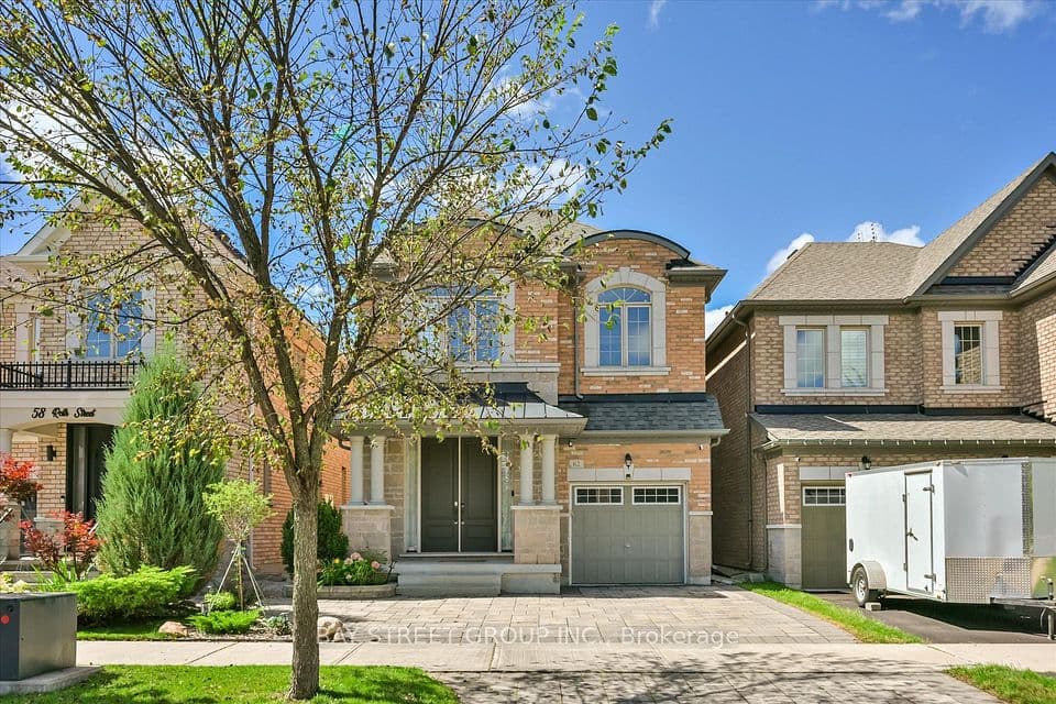 62 Roth Street, Aurora, ON L4G 0W7 – main photo