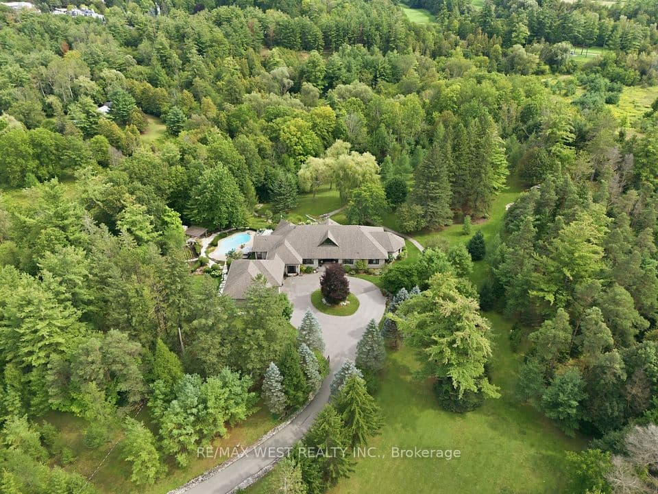 5775 Kirby Road, Vaughan, ON L0J 1C0 – main photo