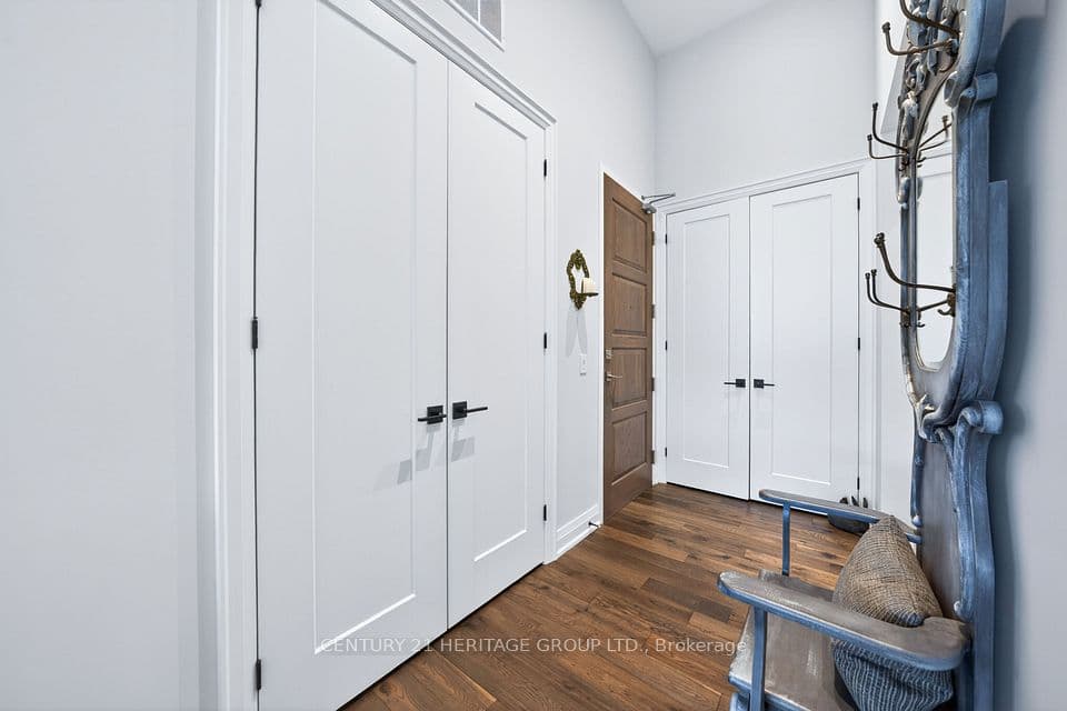 400 Park Avenue 304, Newmarket, ON L3Y 1V8 – photo 3
