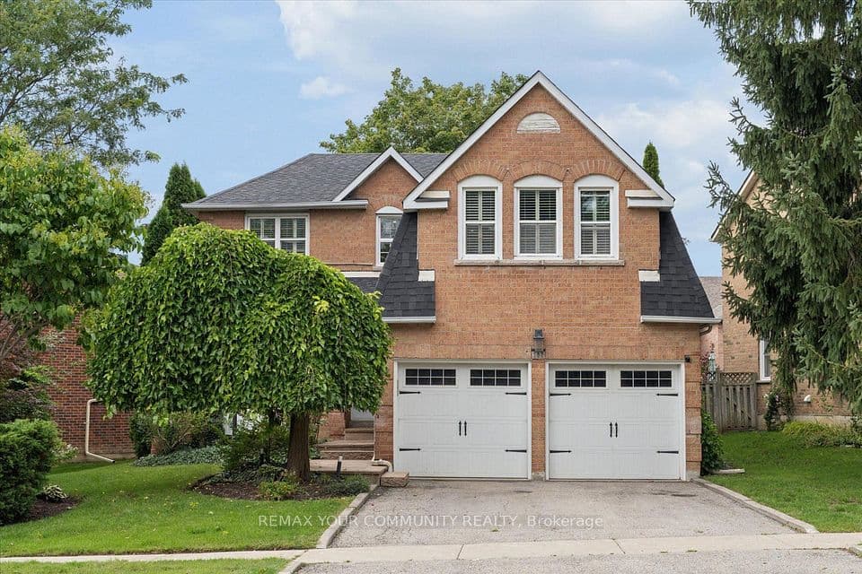 102 Edmund Seager Drive, Vaughan, ON L4J 4S8 – main photo