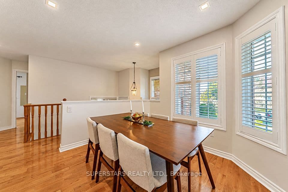 167 Humberland Drive, Richmond Hill, ON L4E 3S9 – photo 3