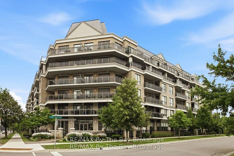 111 Civic Square Gate 112, Aurora, ON L4G 0S6 – main photo