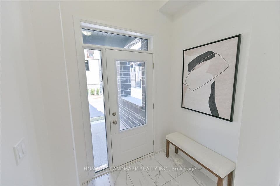 34 Carole Bell Way, Markham, ON L6E 0W2 – photo 2