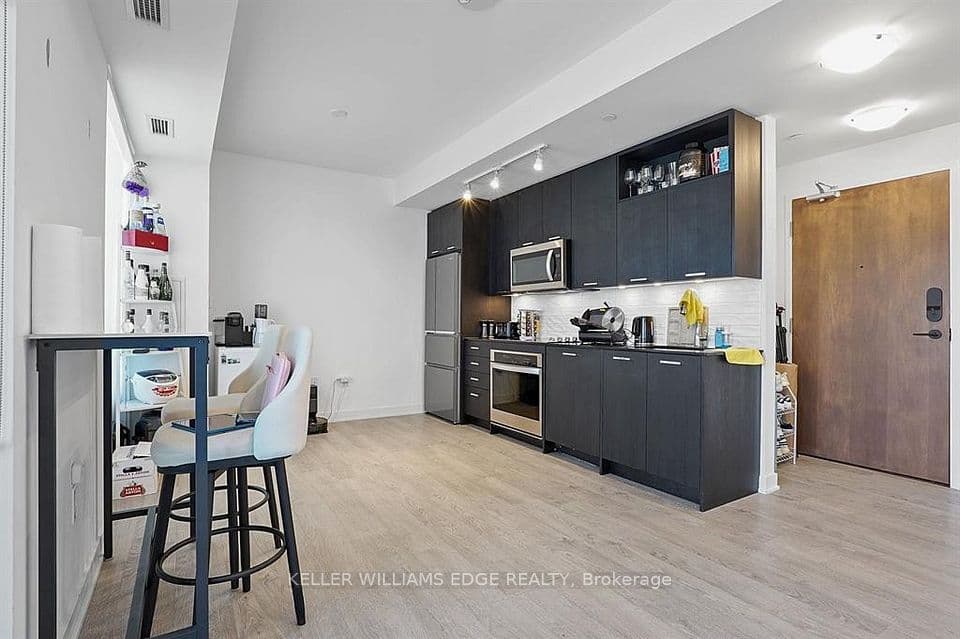 120 Eagle Rock Way 508, Vaughan, ON L6A 5C9 – photo 2