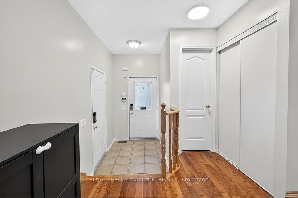 35 Marshview Avenue, Aurora, ON L4G 7W5 – photo 3