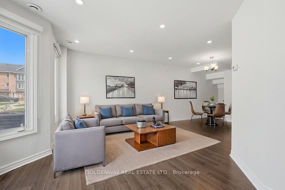 151 Townsgate Drive 63, Vaughan, ON L4J 8J7 – photo 2