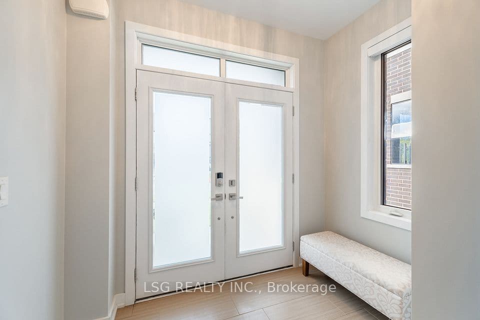 101 Dariole Drive, Richmond Hill, ON L4E 0Y8 – photo 3