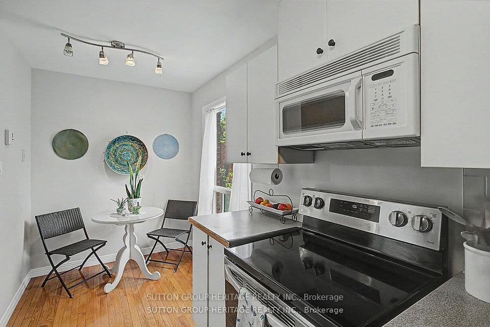 124 Wales Avenue, Markham, ON L3P 3K2 – photo 3