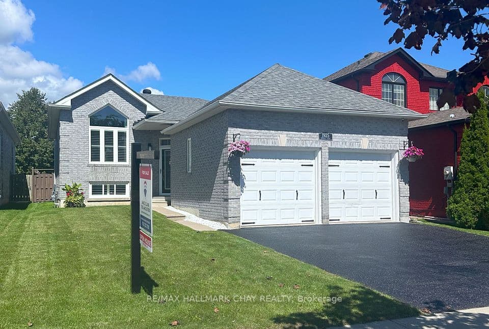 1925 Emerald Court, Innisfil, ON L9S 2A4 – main photo