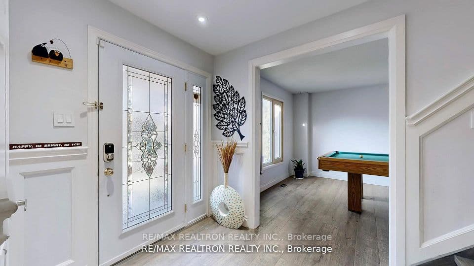 200 Mccaffrey Road, Newmarket, ON L4J 1V9 – photo 3
