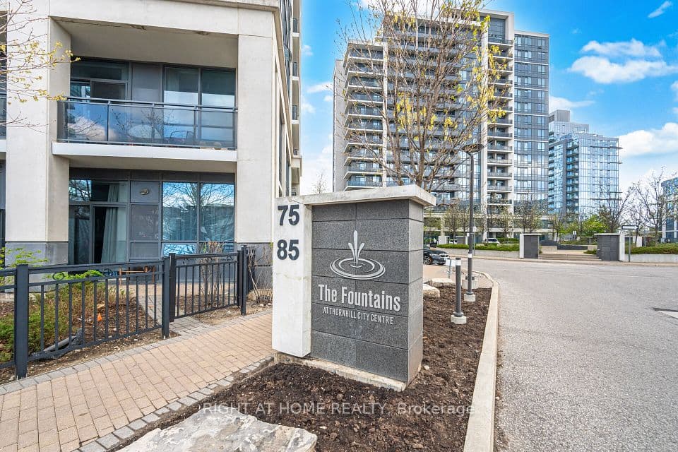 85 North Park Road 612, Vaughan, ON L4J 0H9 – photo 2
