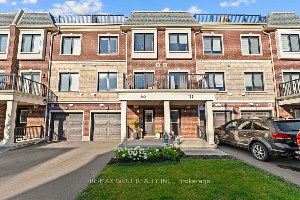 134 Covington Crescent, Whitchurch-Stouffville, ON L4A 4W8 – main photo