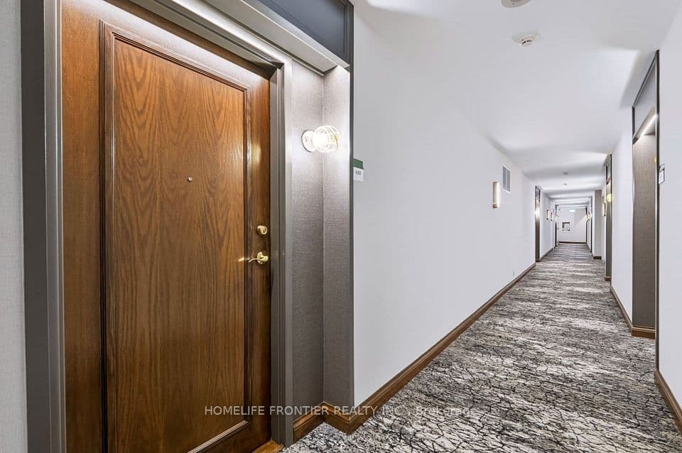 745 New Westminster Drive 610, Vaughan, ON L4J 8J9 – photo 3