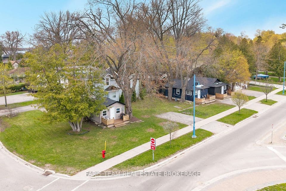 687 Innisfil Beach Road, Innisfil, ON L0L 2M0 – photo 3